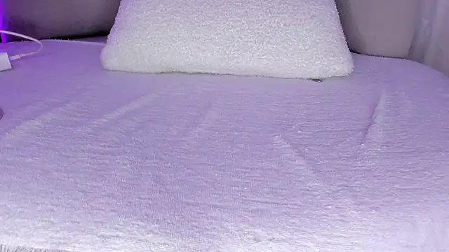 Snapshot of cutte_hanna18 chatting on January 2026 04:32:01 PM cutte hanna18 online show from January 2026 04:32:01 PM