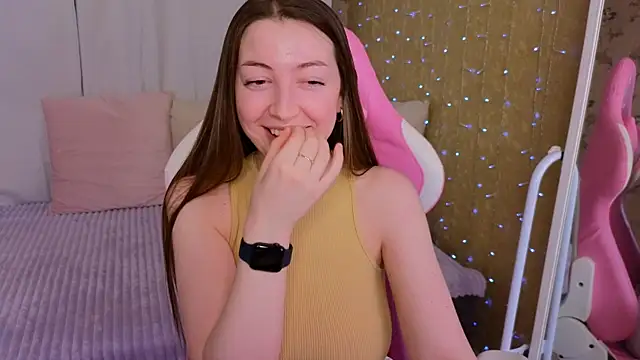 Ann moon   online show from February 2025 08:13:01 PM