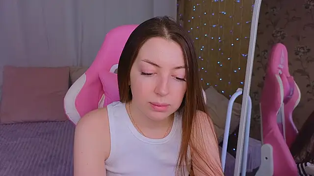 Ann moon   online show from February 2025 12:33:01 PM