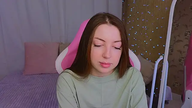 Ann moon   online show from February 2025 12:16:02 PM