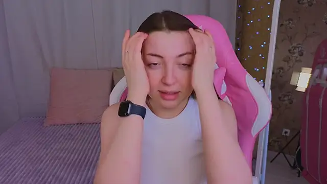 Ann moon   online show from March 2025 01:35:02 PM