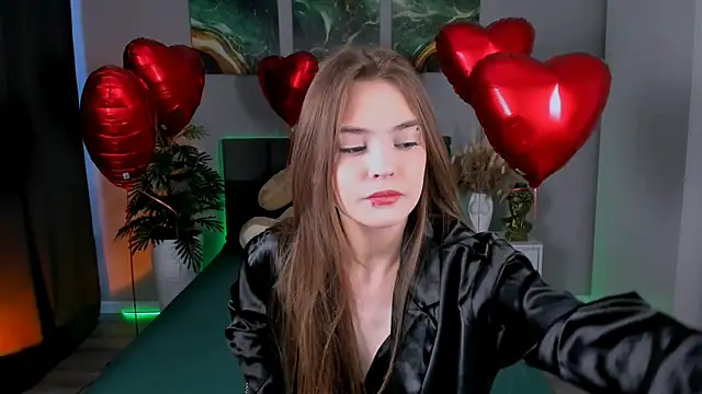 Snapshot of RayWillliams chatting on February 2025 06:02:01 AM RayWillliams online show from February 2025 06:02:01 AM