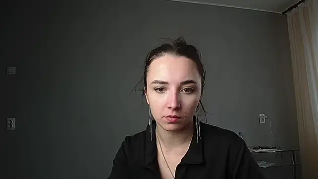 Eva Gloryy online show from March 2025 02:14:01 PM