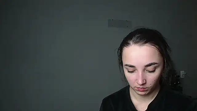 Eva Gloryy online show from February 2026 08:57:02 PM