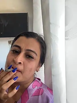 Lili  taylor online show from February 2025 03:51:02 PM