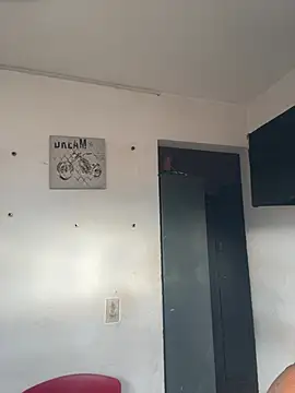 Lili  taylor online show from April 2026 09:34:02 PM