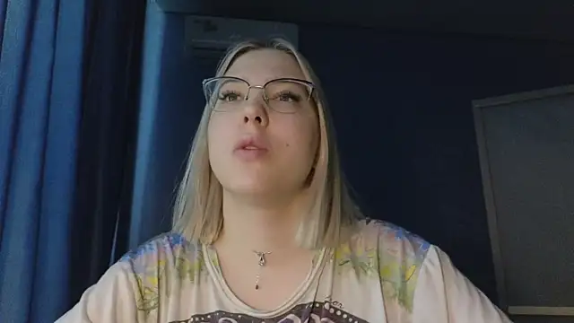 Snapshot of HotBrandyX chatting on November 2025 07:51:01 AM HotBrandyX online show from November 2025 07:51:01 AM