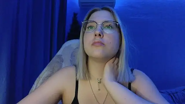 Snapshot of HotBrandyX chatting on January 2026 01:46:01 PM HotBrandyX online show from January 2026 01:46:01 PM