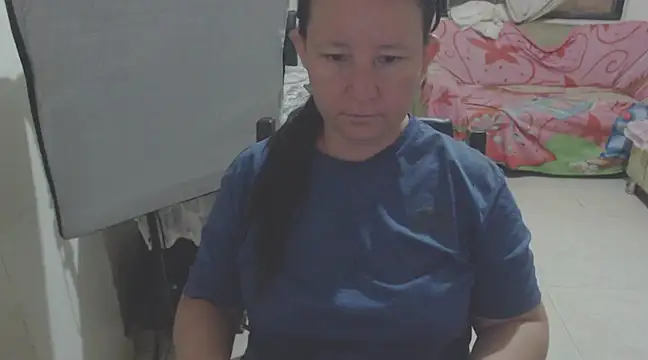 Yohis Kiut25 online show from February 2025 02:10:02 AM