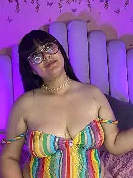 emmagh  online show from February 2025 01:24:02 AM