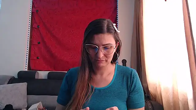 sachaclinford online show from September 2025 06:09:01 PM