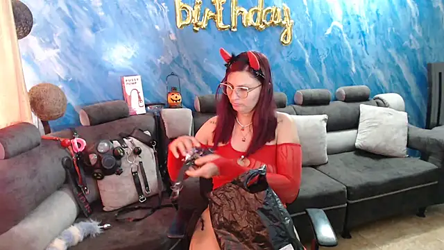 sachaclinford online show from October 2025 08:11:02 PM