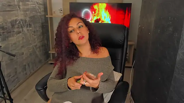 DalayMoore online show from January 2025 04:02:01 PM