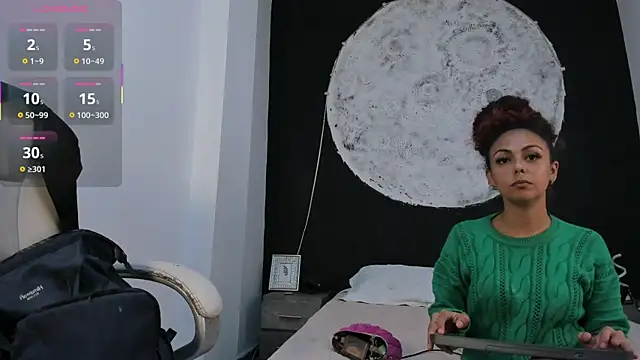 DalayMoore online show from October 2025 07:46:02 PM