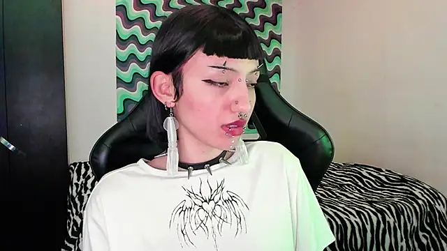 roxy toxic online show from March 2025 03:07:01 AM