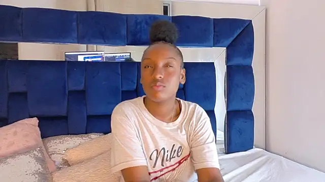 Snapshot of adry_moris chatting on March 2025 03:45:01 AM adry moris online show from March 2025 03:45:01 AM