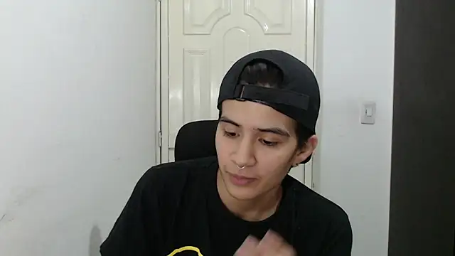 Snapshot of Dha_lia0 chatting on January 2025 01:28:02 AM Dha lia0 online show from January 2025 01:28:02 AM