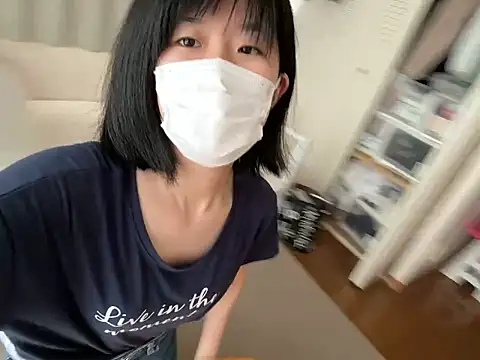 Snapshot of riri_riri_jp chatting on July 2026 01:32:02 AM riri riri jp online show from July 2026 01:32:02 AM
