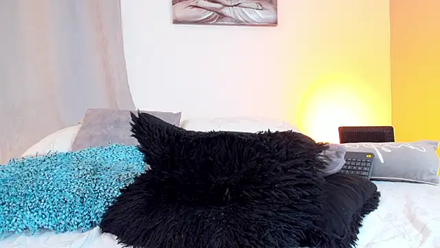 Snapshot of miss_hellen2 chatting on January 2025 09:54:01 PM miss hellen2 online show from January 2025 09:54:01 PM