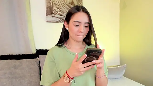 Snapshot of miss_hellen2 chatting on March 2025 01:37:02 AM miss hellen2 online show from March 2025 01:37:02 AM