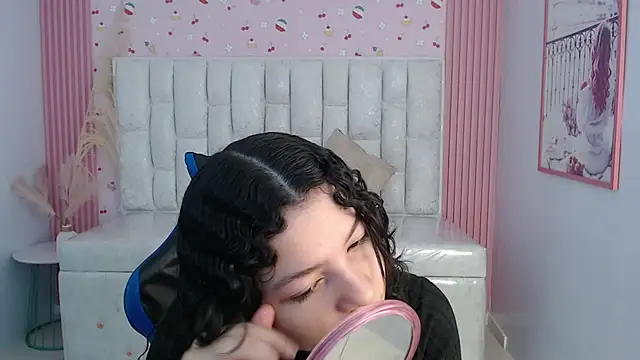 Snapshot of shalon_diaz_s chatting on October 2025 01:12:02 PM shalon diaz s online show from October 2025 01:12:02 PM