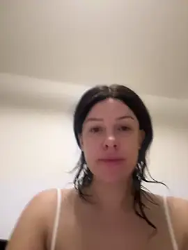 Snapshot of SexySophiaax chatting on January 2025 05:31:02 PM SexySophiaax online show from January 2025 05:31:02 PM