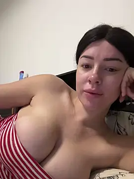 Snapshot of SexySophiaax chatting on February 2025 05:09:01 AM SexySophiaax online show from February 2025 05:09:01 AM