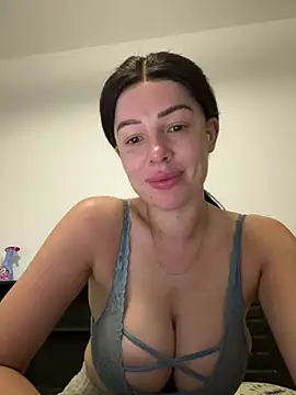 Snapshot of SexySophiaax chatting on March 2025 11:09:02 AM SexySophiaax online show from March 2025 11:09:02 AM