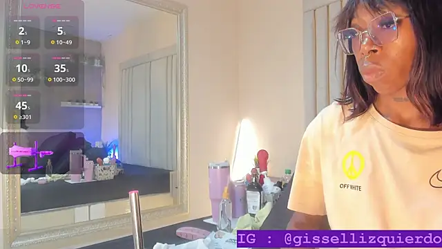 Liincostelloo online show from November 2025 07:36:01 PM