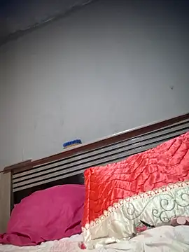 melangelo17 online show from February 2026 08:05:02 PM