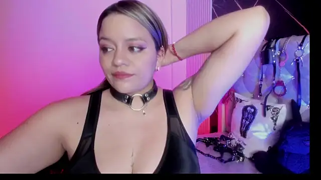 victoria  floyd online show from September 2025 09:26:01 PM