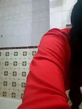 Snapshot of majdolin78 chatting on January 2025 06:36:02 PM majdolin78 online show from January 2025 06:36:02 PM