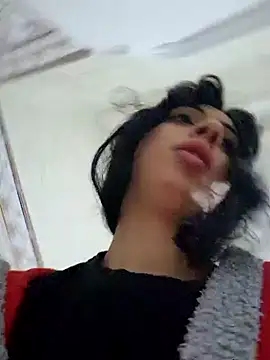 Snapshot of majdolin78 chatting on February 2025 06:01:01 PM majdolin78 online show from February 2025 06:01:01 PM