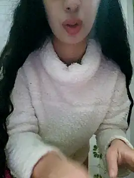 Snapshot of majdolin78 chatting on March 2025 07:56:01 PM majdolin78 online show from March 2025 07:56:01 PM