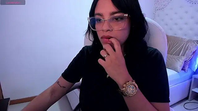 luciana stolem online show from January 2025 03:58:01 PM