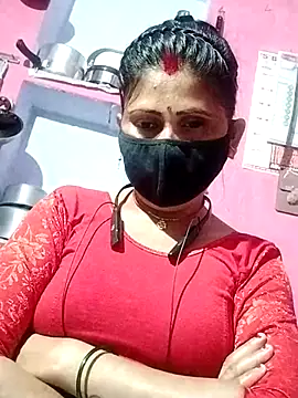 Snapshot of Bhavya_Bhan chatting on February 2025 10:54:01 PM Bhavya Bhan online show from February 2025 10:54:01 PM