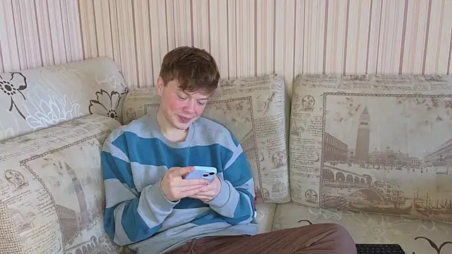 Snapshot of cameron-crowly chatting on January 2025 09:27:01 AM cameron-crowly online show from January 2025 09:27:01 AM