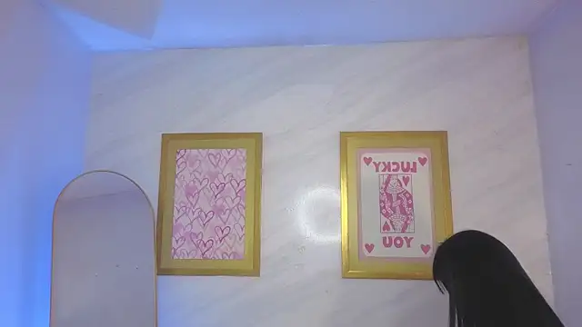 Paulette v online show from March 2026 01:03:02 PM