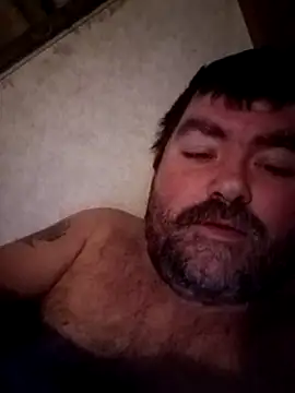 Rcraigue4 online show from February 2025 12:58:01 PM