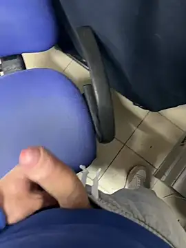 Snapshot of Greeneyes0820 chatting on January 2025 12:40:02 PM Greeneyes0820 online show from January 2025 12:40:02 PM