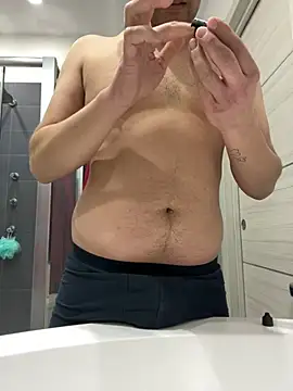 Snapshot of Greeneyes0820 chatting on February 2025 01:48:02 PM Greeneyes0820 online show from February 2025 01:48:02 PM