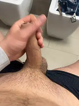 Snapshot of Greeneyes0820 chatting on February 2025 06:45:01 AM Greeneyes0820 online show from February 2025 06:45:01 AM