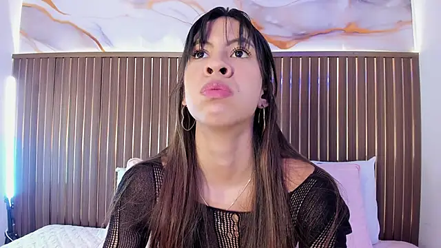 Snapshot of elevensky chatting on November 2025 07:13:02 PM elevensky online show from November 2025 07:13:02 PM