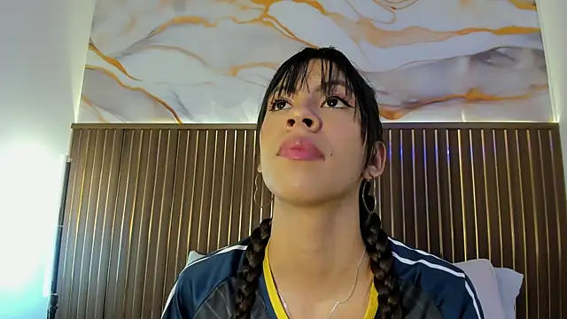 Snapshot of elevensky chatting on November 2025 07:13:02 PM elevensky online show from November 2025 07:13:02 PM