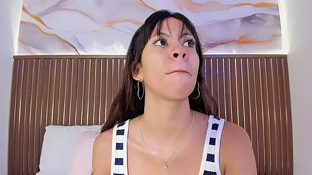 Snapshot of elevensky chatting on December 2025 08:14:01 PM elevensky online show from December 2025 08:14:01 PM