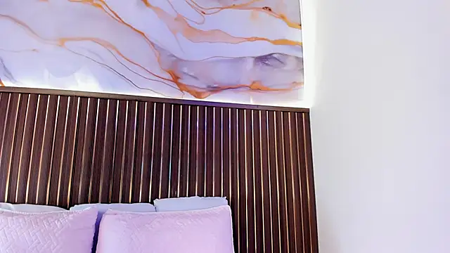 Snapshot of elevensky chatting on December 2025 07:53:01 PM elevensky online show from December 2025 07:53:01 PM