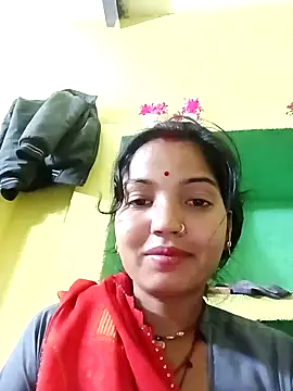 Snapshot of Bhuvi_Bedi chatting on February 2025 06:11:02 PM Bhuvi Bedi online show from February 2025 06:11:02 PM