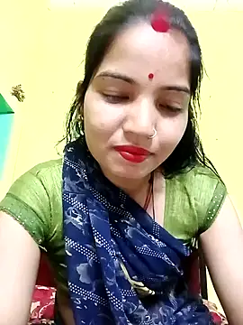 Snapshot of Bhuvi_Bedi chatting on February 2025 05:47:01 AM Bhuvi Bedi online show from February 2025 05:47:01 AM