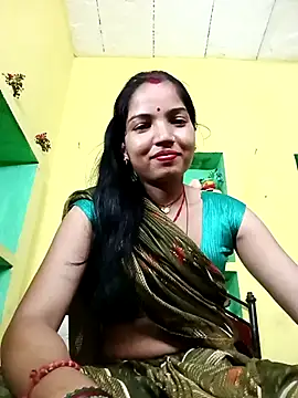 Snapshot of Bhuvi_Bedi chatting on March 2025 02:34:02 PM Bhuvi Bedi online show from March 2025 02:34:02 PM