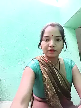 Snapshot of Bhuvi_Bedi chatting on March 2025 10:02:01 AM Bhuvi Bedi online show from March 2025 10:02:01 AM